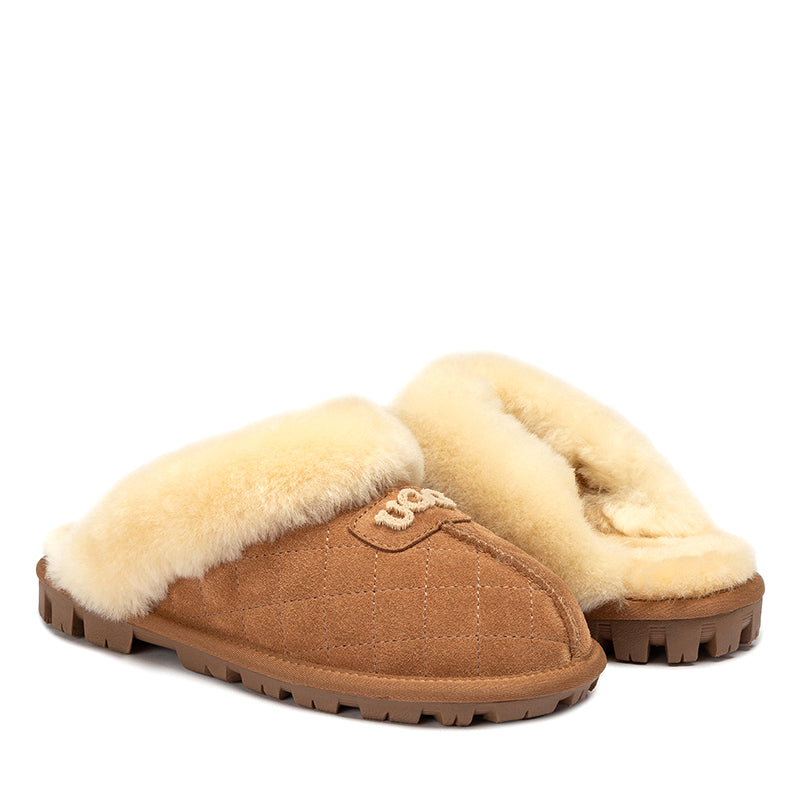 Fluffy Strap Logo Uggs