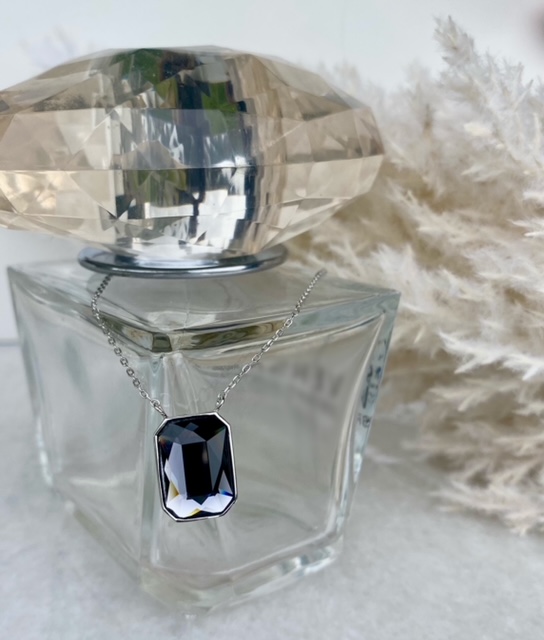 Radiant Crystal Ring - Graphite