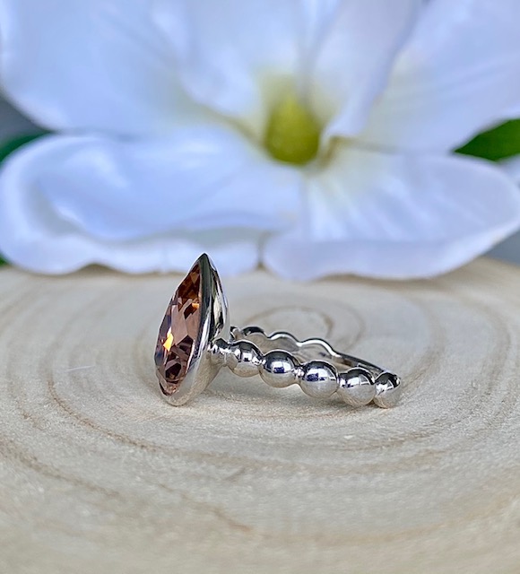 Pear Crystal Ring - Vintage Rose