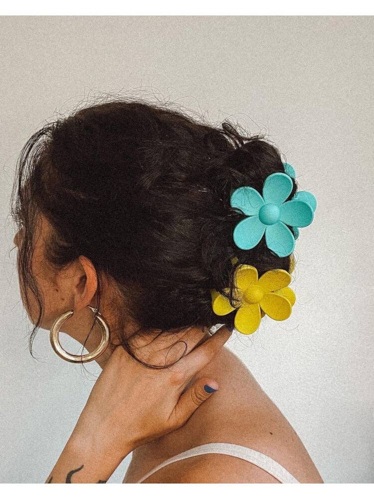 Claw Clip -- Flower - Ocean