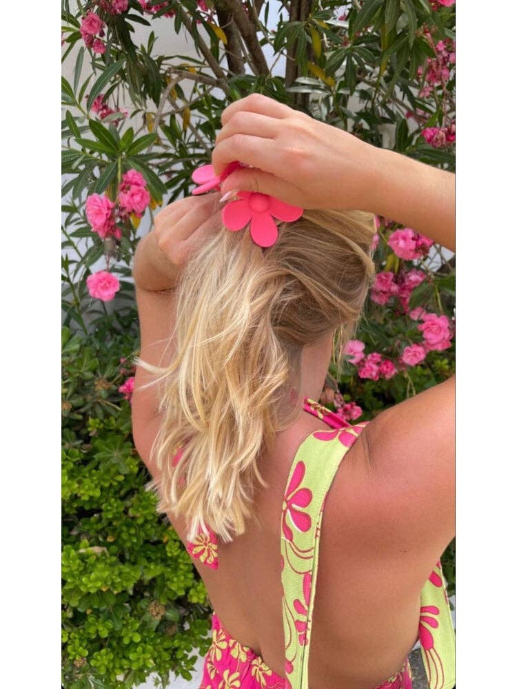 Claw Clip -- Flower - Bubblegum