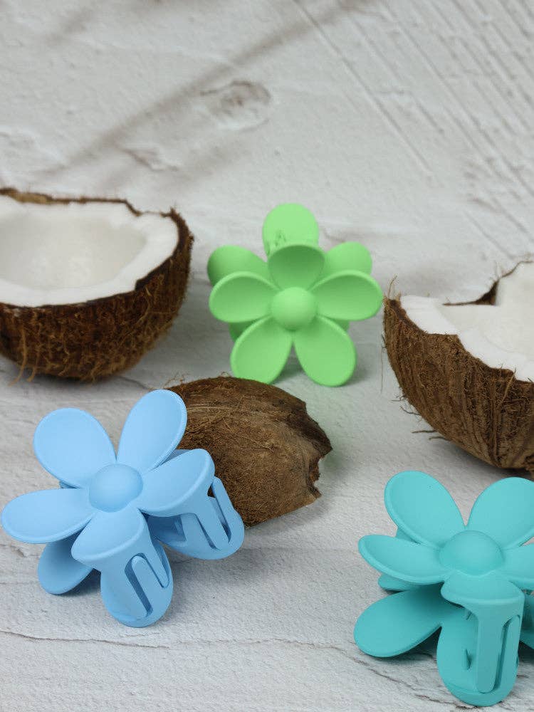 Claw Clip -- Flower - Light Blue