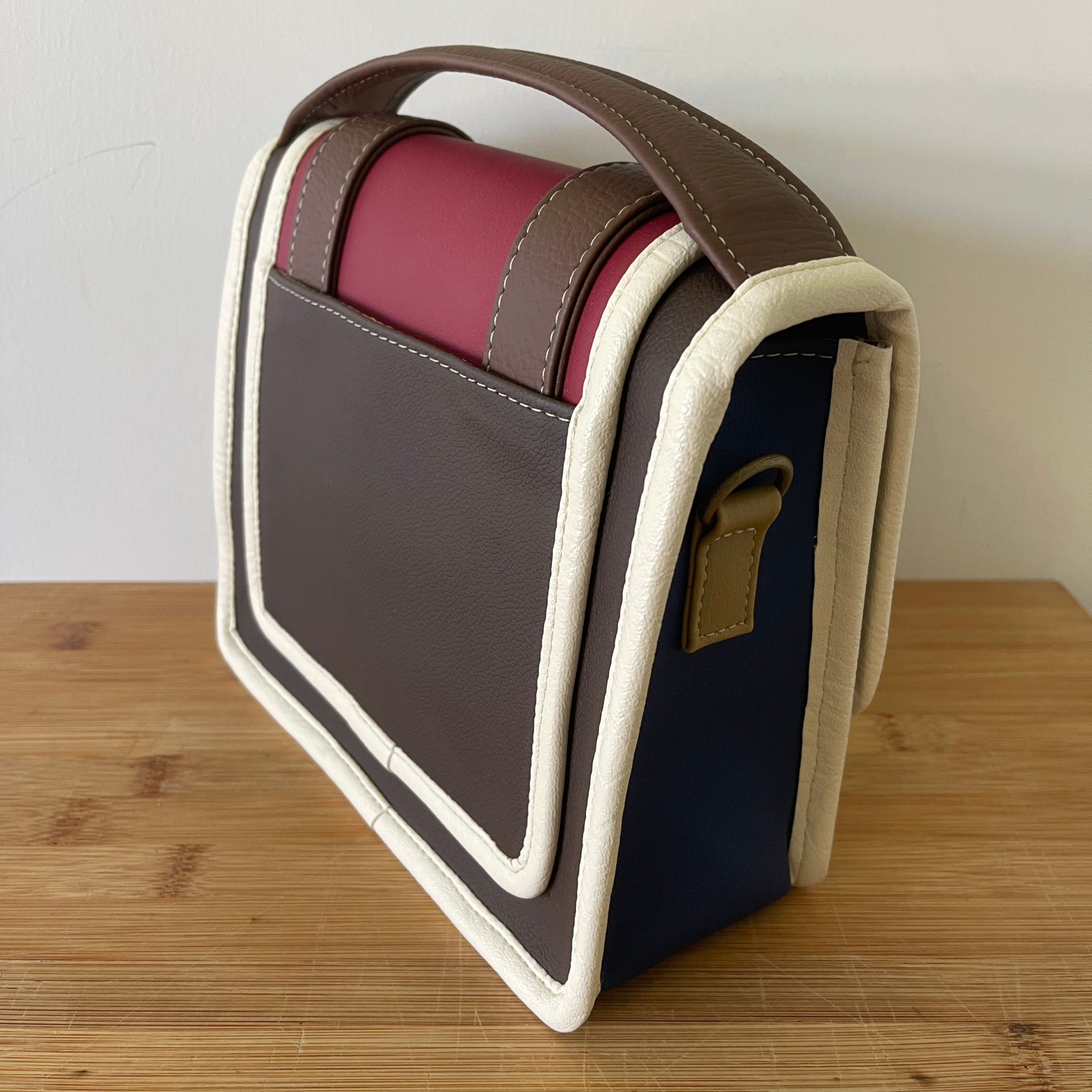 Ivy Big Burgundy-brown