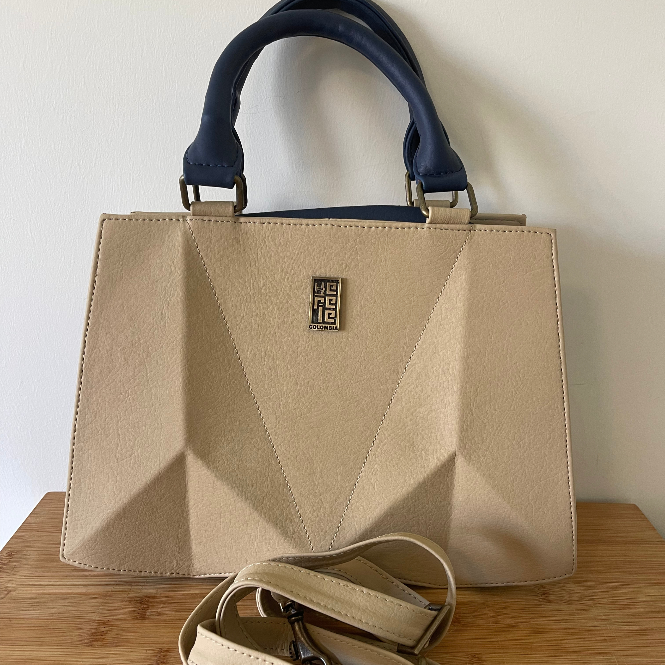 Francia Big New Simple cream-blue