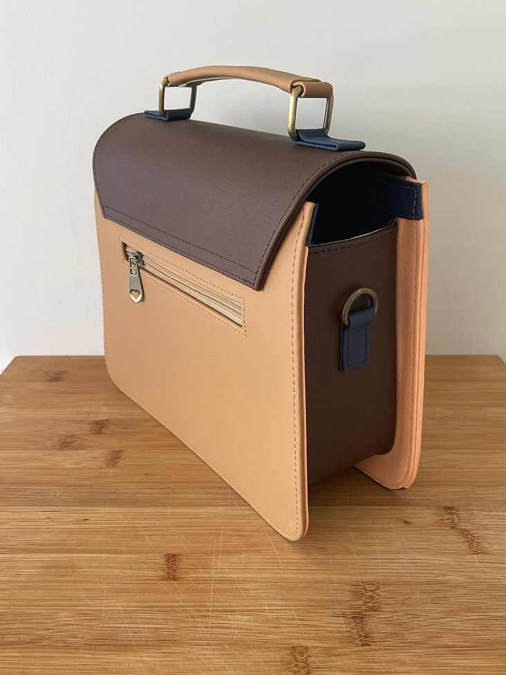 Victoria Dark Brown-Peach