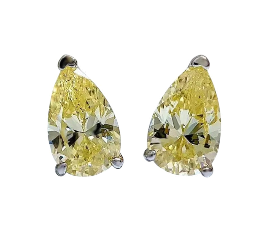 Raelynn studs