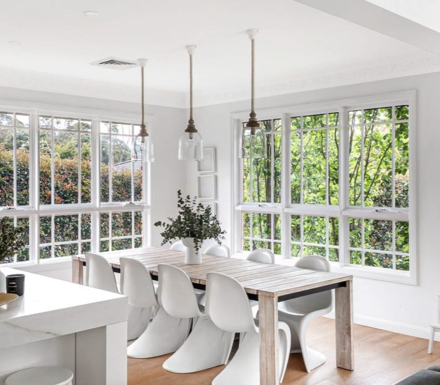 GLENHAVEN NSW - OUTSTANDING FAMILY HOME