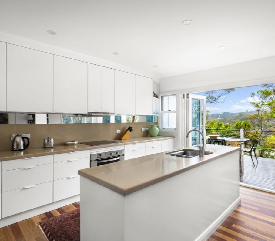 STUNNING HOME - AVALON NSW