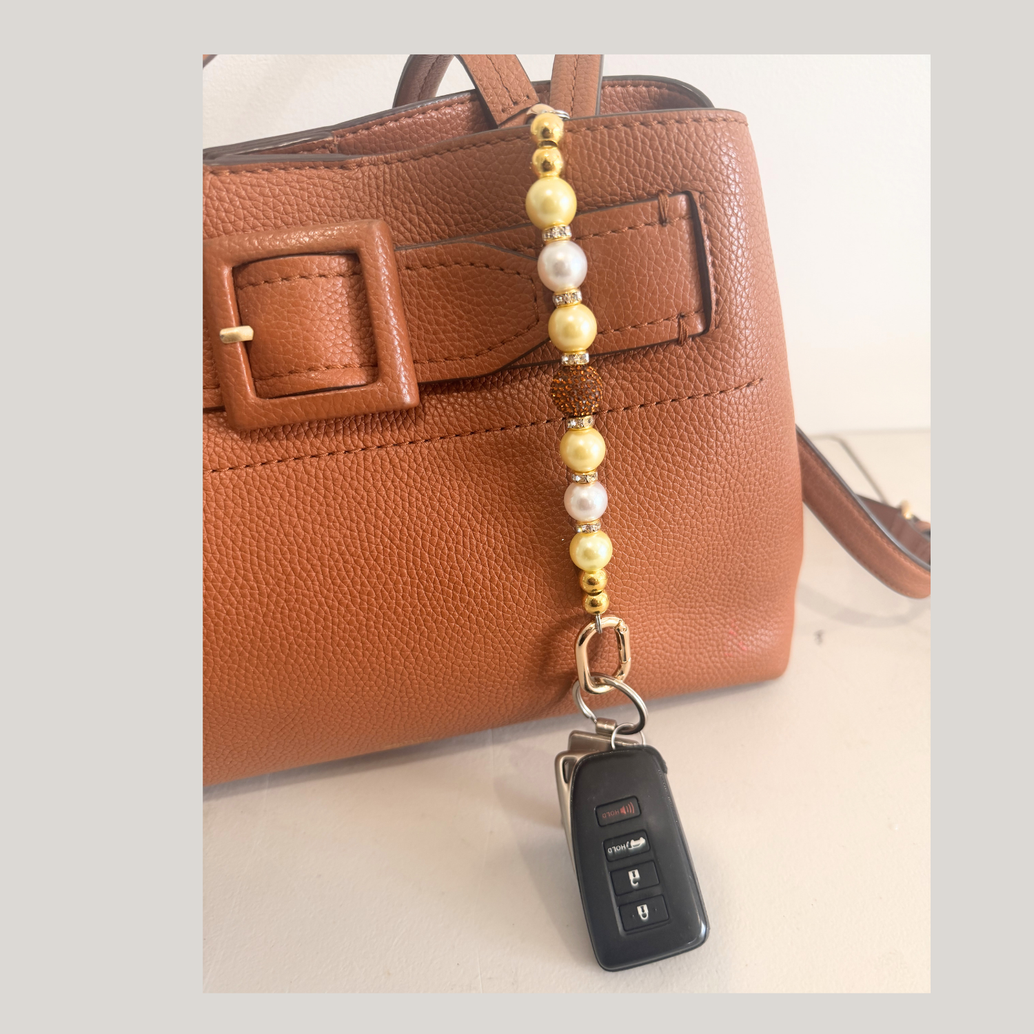 Glam & Go Keyfinder - Golden Pearl Glow Beaded Keychain for Bags