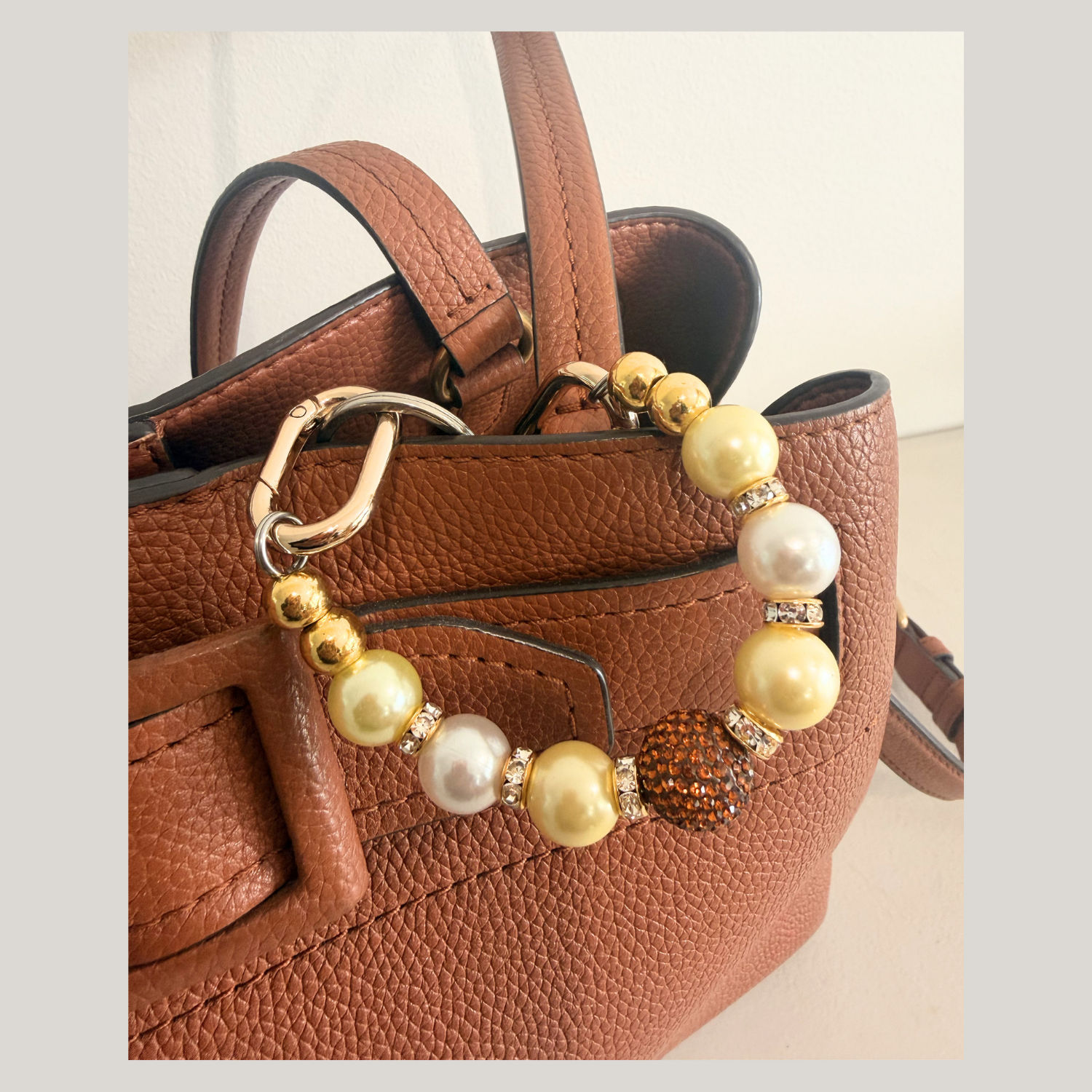 Glam & Go Keyfinder - Golden Pearl Glow Beaded Keychain for Bags