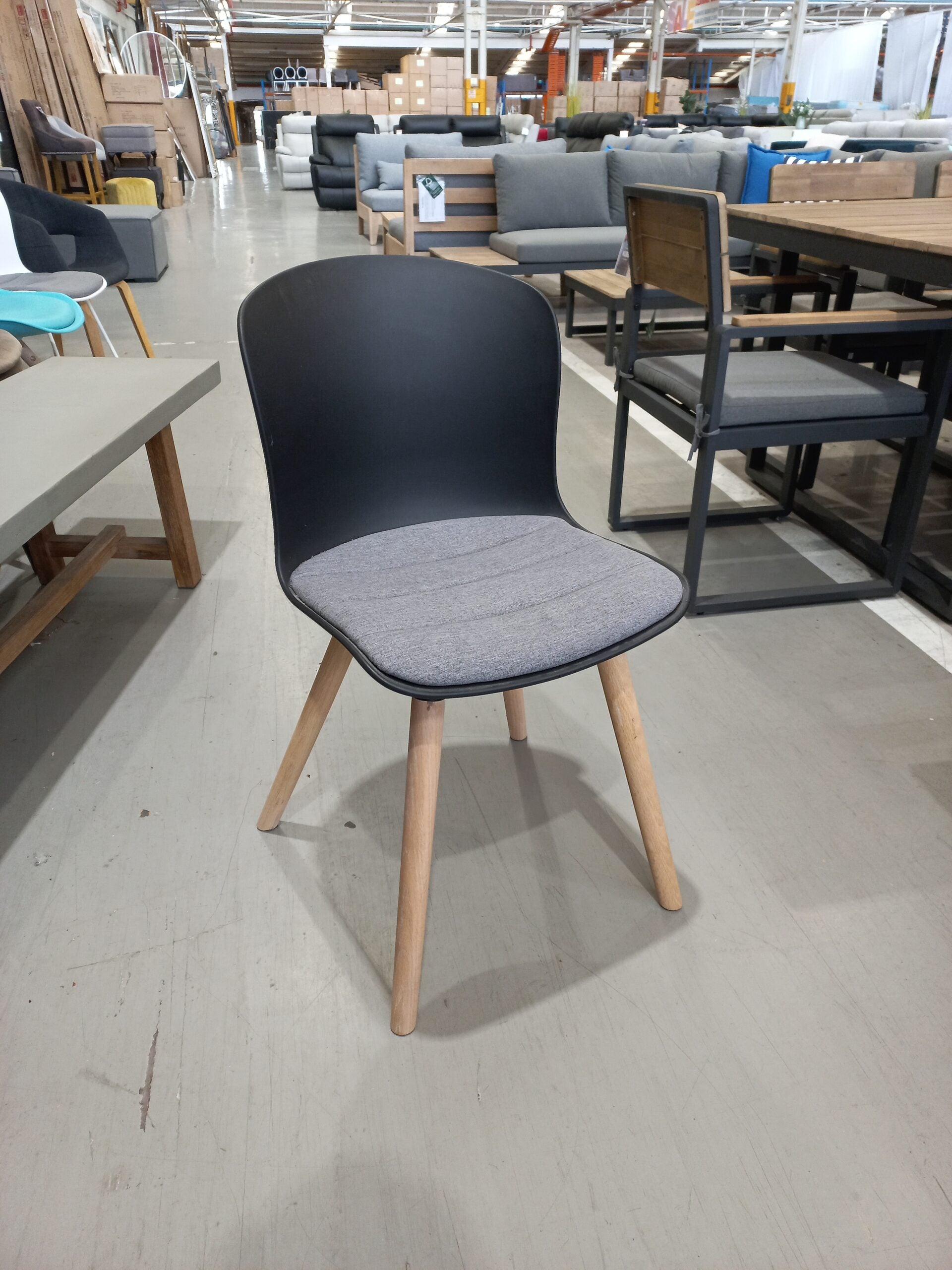 Story 30 Dining Chair – Black