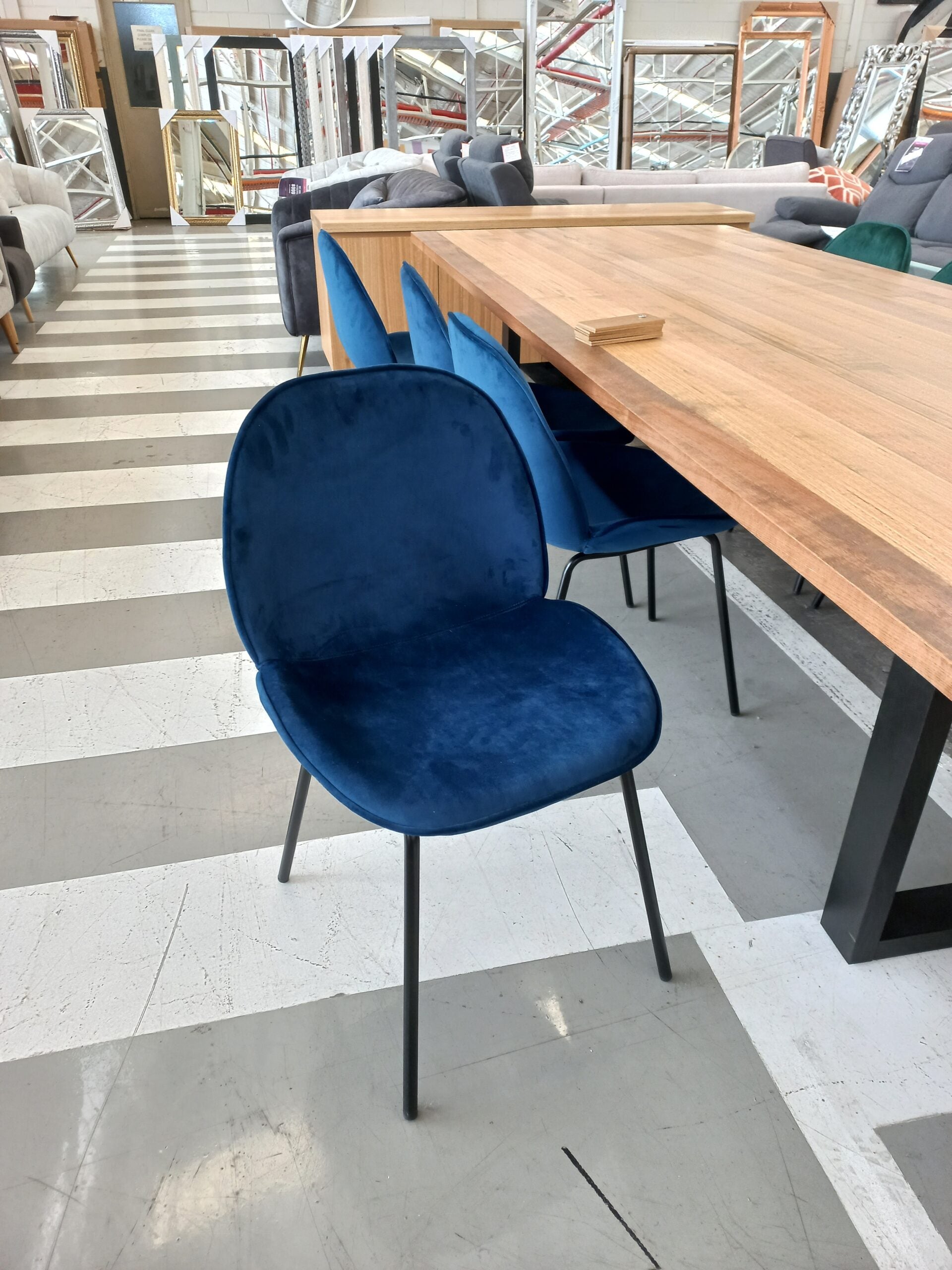 UL Belle Dining Chair – Navy Velvet