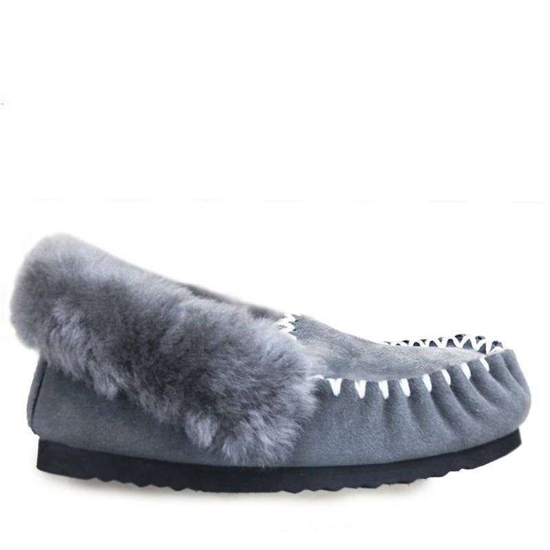 Ultimate Sheepskin Traditional Moccasin